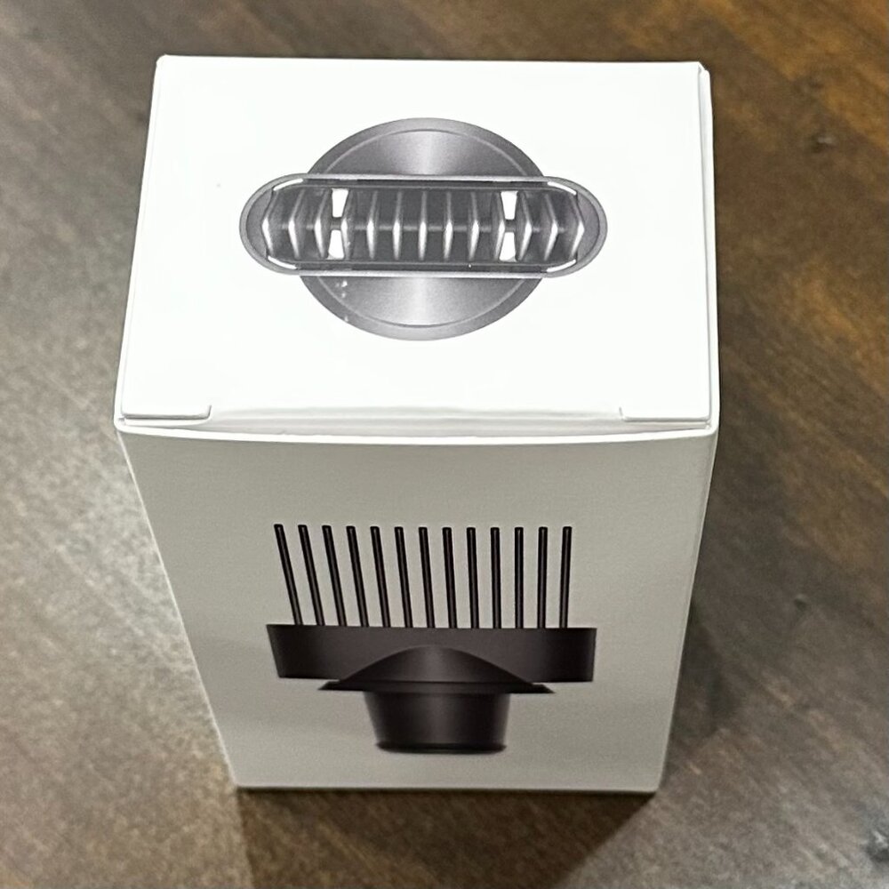 Dyson Supersonic™ Wide-tooth comb - Picture 4 of 4